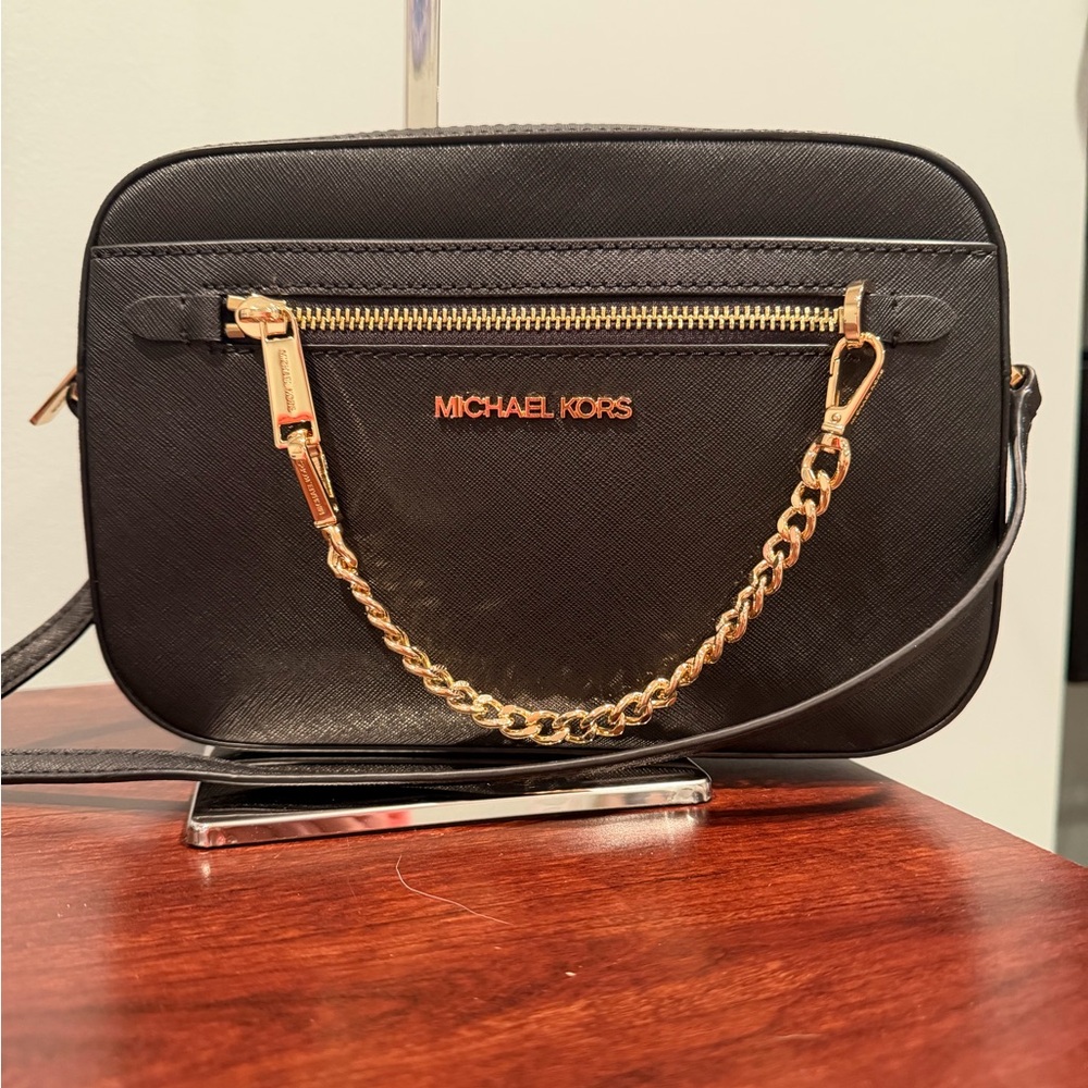 Michael Kors Jet Set Black Crossbody Bag